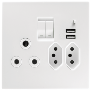 Crabtree Topaz Combo SSO – 1×16A RSA + 2×16A V‑Slim + 2×USB 2100 mA, 4×4 White
